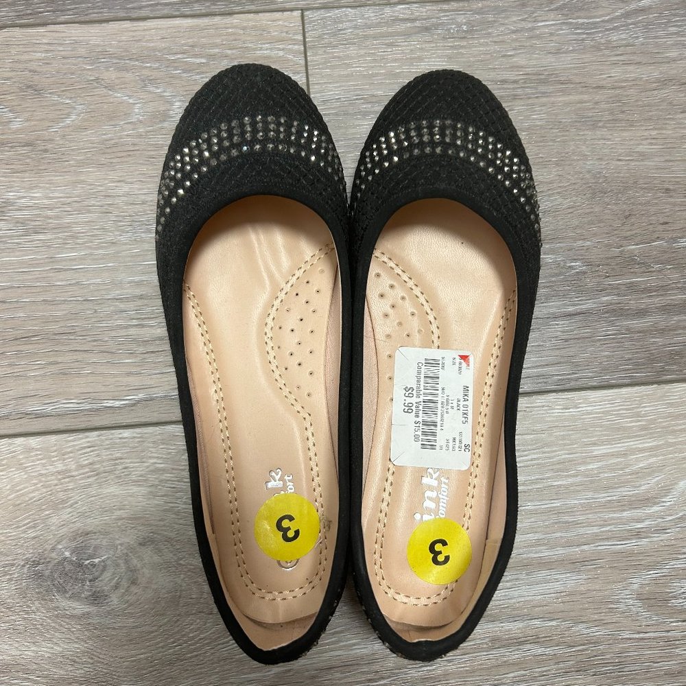Black flats